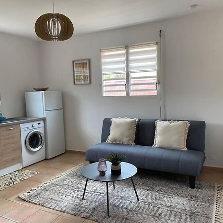 Appartement Cosy & Calme En Rez De Villa Saint-Francois  Exterior foto